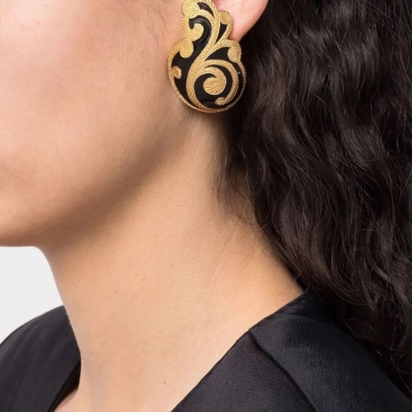 Unique CHRISTIAN DIOR Art Nouveau Large Black Onyx Enamel Earrings - Picture 2 of 4